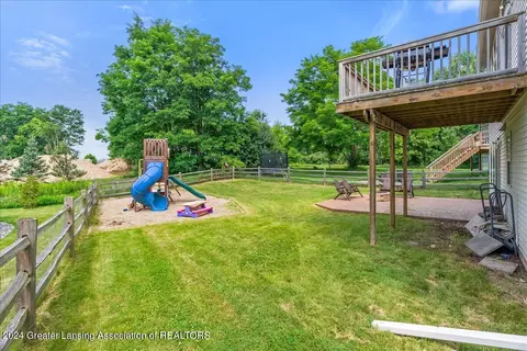 16920 Willowbrook Dr, Haslett, MI 48840 photo 32