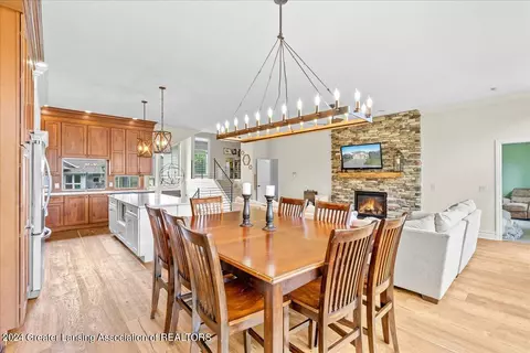 16920 Willowbrook Dr, Haslett, MI 48840 photo 7