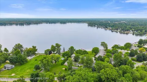 16920 Willowbrook Dr, Haslett, MI 48840 photo 39