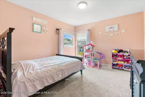 16920 Willowbrook Dr, Haslett, MI 48840 photo 16