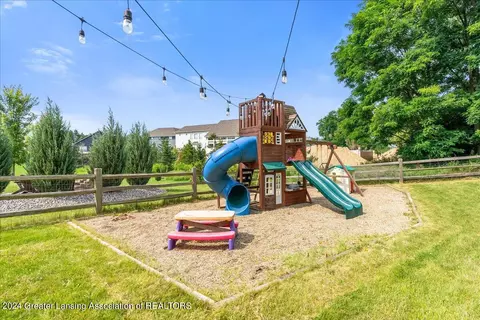 16920 Willowbrook Dr, Haslett, MI 48840 photo 34