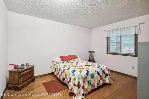 Bedroom - 6291 Ridge St, Haslett, MI 48840 photo 1 of 4
