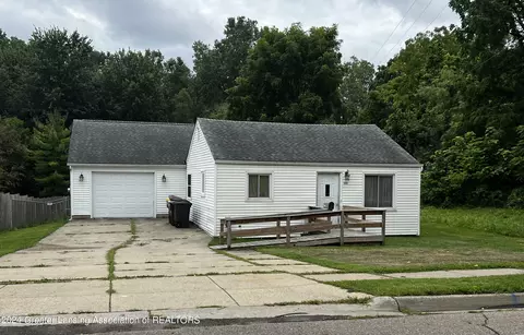 4869 E Willoughby Rd, Holt, MI 48842