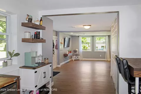 811 Elmwood, Dewitt, MI 48820 photo 10