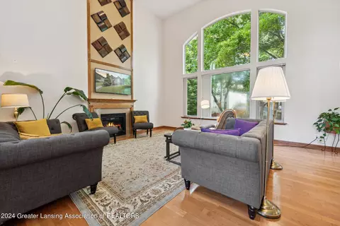 Living - 16875 Meadowbrook Dr, Haslett, MI 48840 photo 1 of 6
