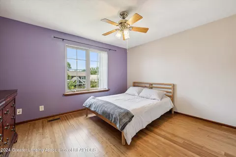 Bedroom - 16875 Meadowbrook Dr, Haslett, MI 48840 photo 5 of 8