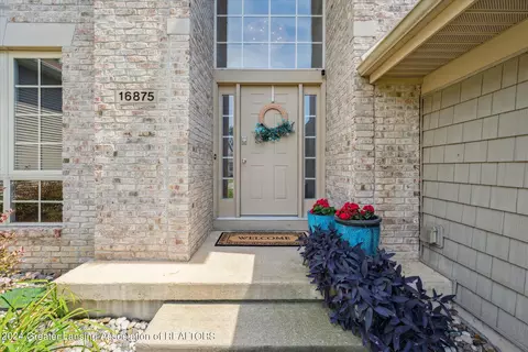 Entry Way - 16875 Meadowbrook Dr, Haslett, MI 48840 photo 1 of 3