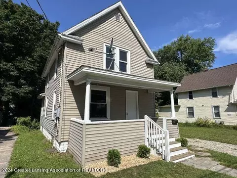320 Clifford St, Lansing, MI 48912