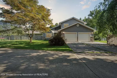 401 E Townsend Rd, Saint Johns, MI 48879