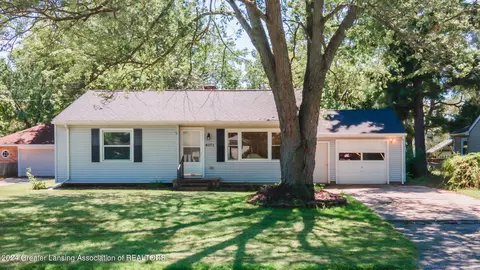 4171 Dallas Ave, Holt, MI 48842