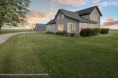4184 N Bagley Rd, Saint Louis, MI 48880