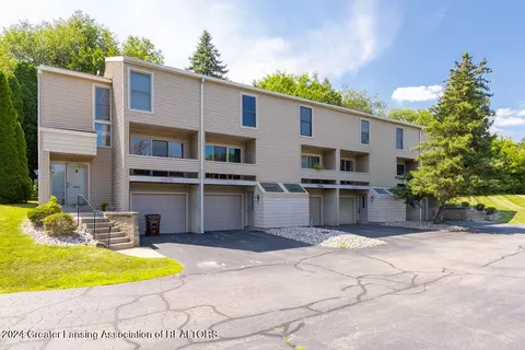 2099 Fox Hollow Dr, Okemos, MI 48864