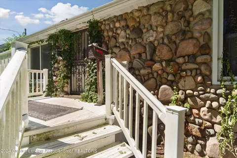 344 Elm St, Dimondale, MI 48821 photo 5