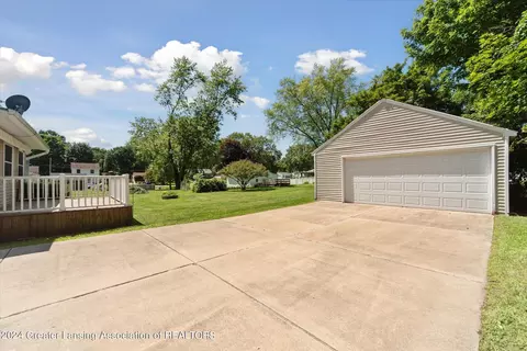 344 Elm St, Dimondale, MI 48821 photo 28