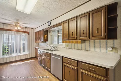 344 Elm St, Dimondale, MI 48821 photo 12