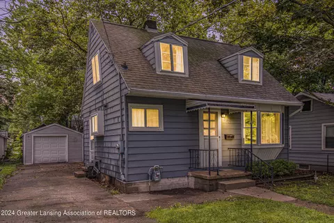 616 Park Blvd, Lansing, MI 48910