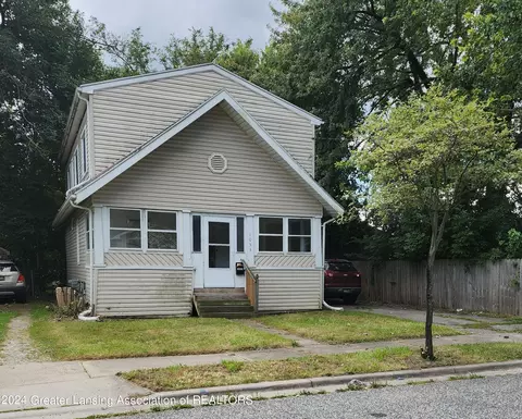 1033 Woodbine Ave, Lansing, MI 48910