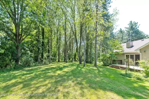Exterior - 12297 S Beardslee Rd, Perry, MI 48872 photo 2 of 2