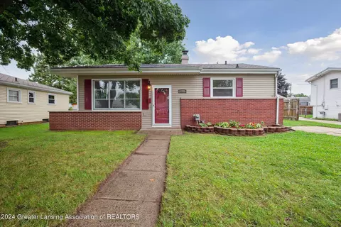 4720 Allison Dr, Lansing, MI 48910