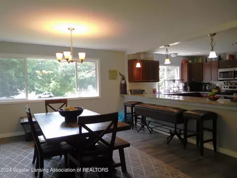 Dining - 6540 Creyts Rd, Dimondale, MI 48821 photo 2 of 3