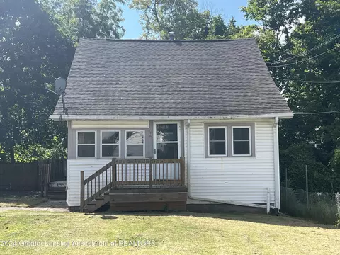 1337 Emerson St, Lansing, MI 48906