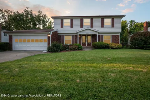 1040 Blanchette Dr, East Lansing, MI 48823