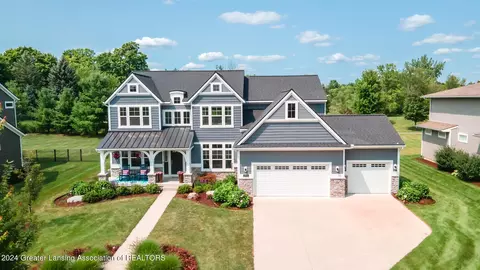 2734 Carnoustie Dr, Okemos, MI 48864