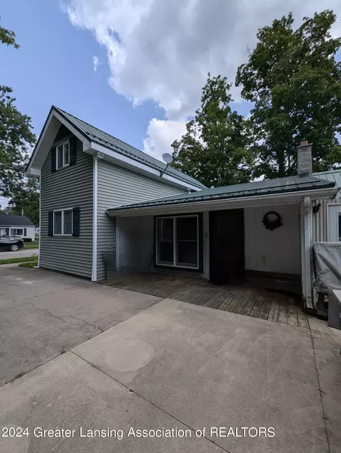 700 Maple St, Grand Ledge, MI 48837 photo 28