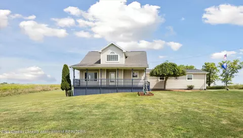 6792 W Vermontville Hwy, Vermontville, MI 49096