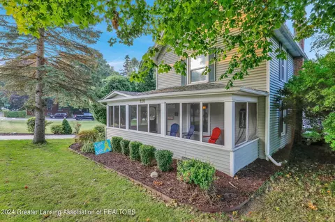 Exterior - 210 E Main St, Dewitt, MI 48820 photo 2 of 12