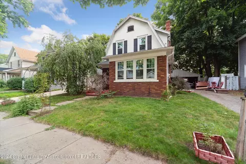 216 N Washington St, Charlotte, MI 48813