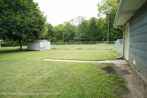Exterior - 240 W Isham St, Lyons, MI 48851 photo 2 of 2
