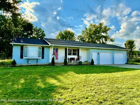 1127 N Stine Rd, Charlotte, MI 48813