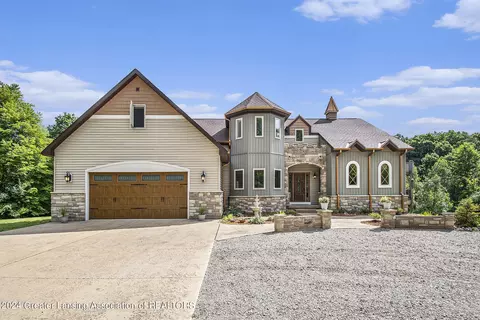 14000 S Kyle Rd, Haslett, MI 48840 photo 2
