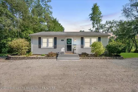 347 N Bridge St, Dimondale, MI 48821