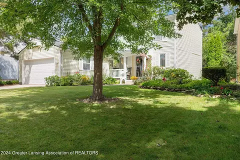 1326 S Chartwell Carriage Way, East Lansing, MI 48823