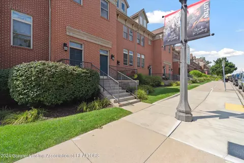 1313 Turner St, Lansing, MI 48906