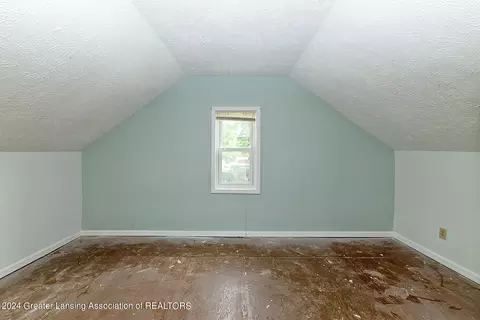Bedroom - 400 E Sturgis St, Saint Johns, MI 48879 photo 6 of 6