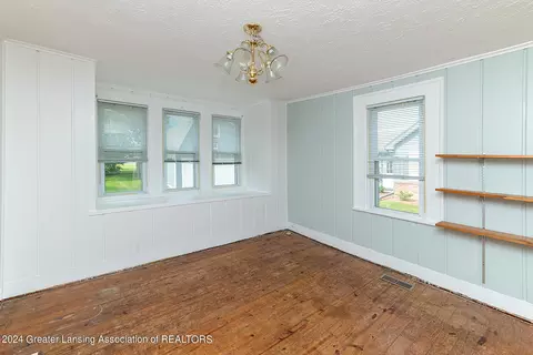 Bedroom - 400 E Sturgis St, Saint Johns, MI 48879 photo 1 of 6