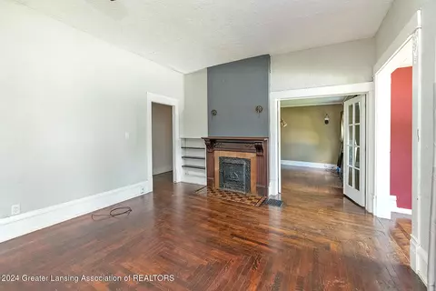 Living - 312 E Harris St, Charlotte, MI 48813 photo 4 of 6