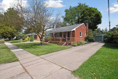 1130 Morris Ave, Lansing, MI 48917