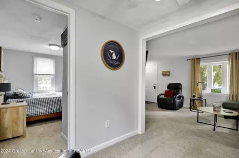 Entry Way - 731 Hunter Blvd, Lansing, MI 48910 photo 1 of 1