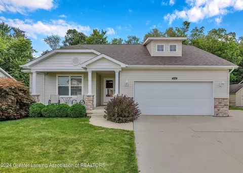 4874 Pine Hill Dr, Potterville, MI 48876