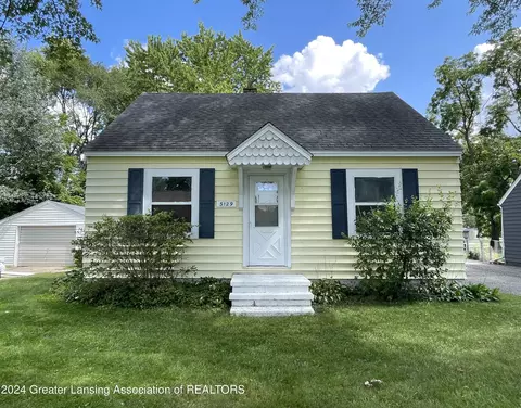 3129 Ingham St, Lansing, MI 48911