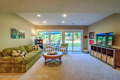 16869 Meadowbrook, Haslett, MI 48840 photo 57