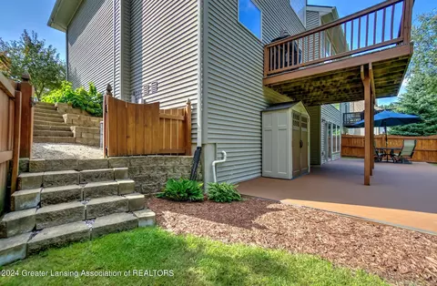 16869 Meadowbrook, Haslett, MI 48840 photo 21