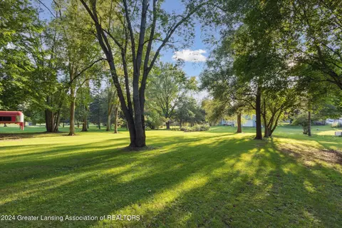 455 S Oak St, Maple Rapids, MI 48853 photo 36