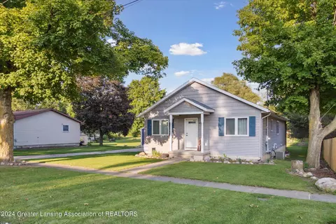 455 S Oak St, Maple Rapids, MI 48853 photo 6