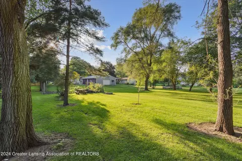 455 S Oak St, Maple Rapids, MI 48853 photo 35