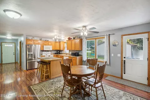 455 S Oak St, Maple Rapids, MI 48853 photo 13